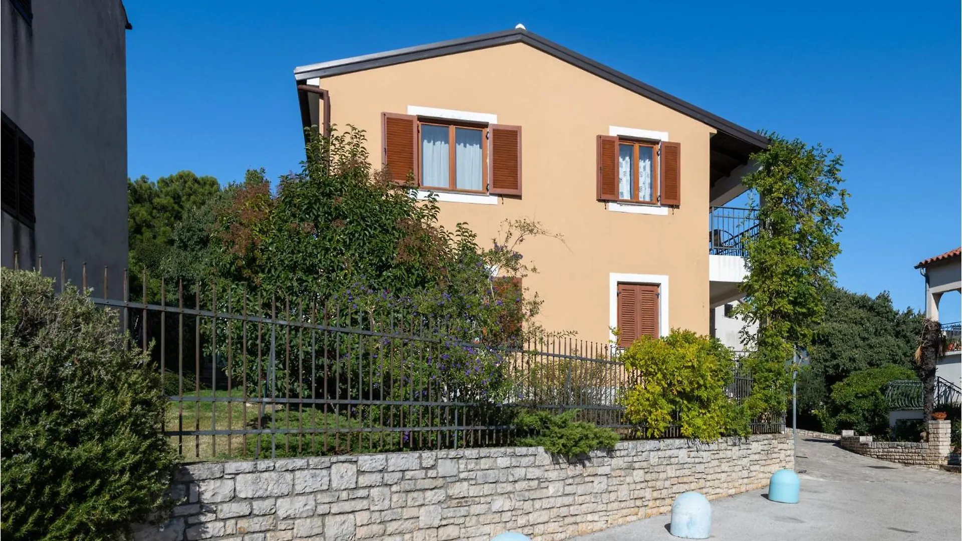 4 Bedroom Amazing Home In Vrsar